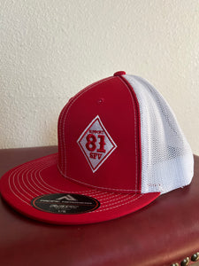 RED AND WHITE FITTED HAT
